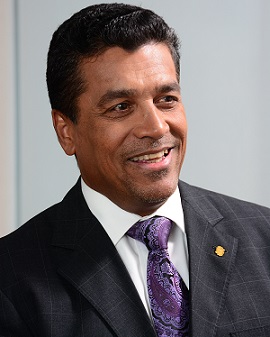 Mr Ian De Souza